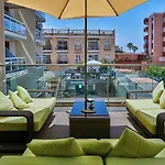 Hotel Moon Dreams - Adults Recommended