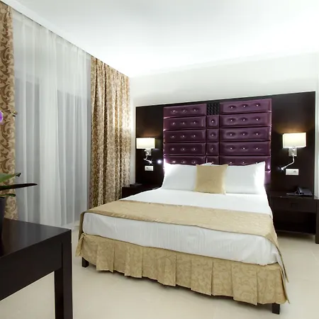 Moon Dreams - Adults Recommended 4*