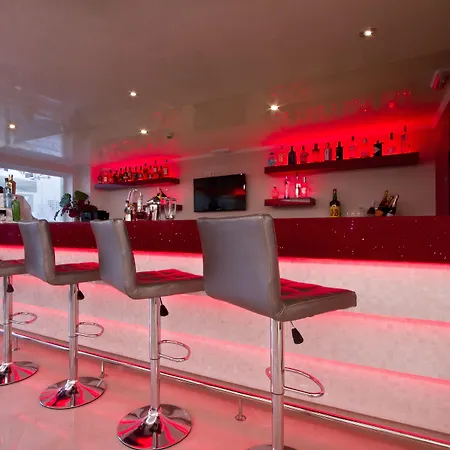 Hotel Moon Dreams - Adults Recommended 4*