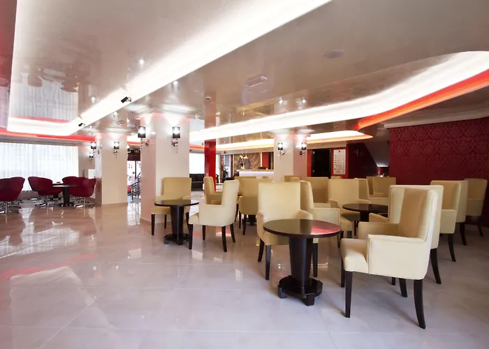 Moon Dreams - Adults Recommended Hotel