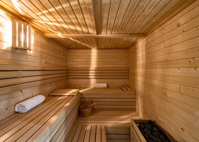 Moon Dreams - Adults Recommended Hotel