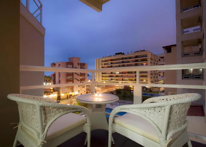 Hotel Moon Dreams - Adults Recommended 4*