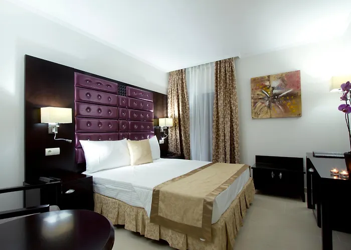 Moon Dreams - Adults Recommended Hotel