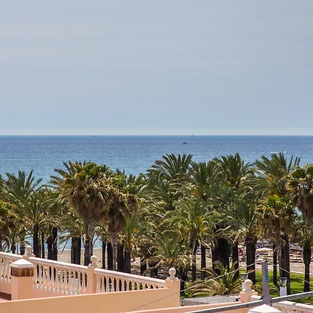 Moon Dreams - Adults Recommended 4*