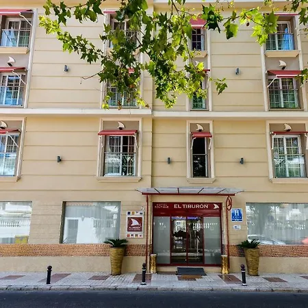 Hotel Moon Dreams - Adults Recommended