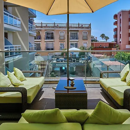 Otel Moon Dreams - Adults Recommended