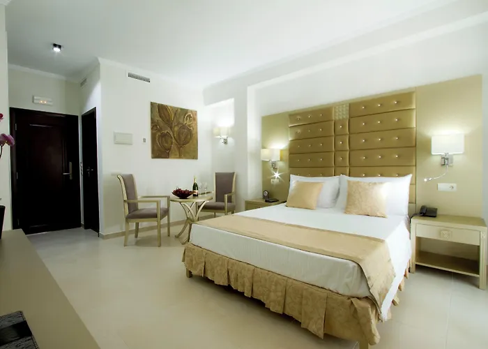 Hotel Moon Dreams - Adults Recommended 4*